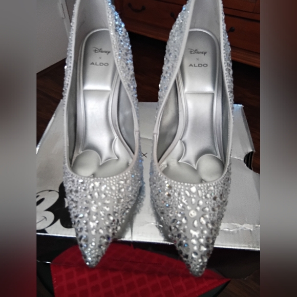 Aldo Rhinestone Cinderella Pumps - Picture 4 of 4